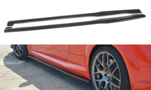 Laden Sie das Bild in den Galerie-Viewer, Maxton Design Seitenschweller Ansatz passend für Audi TT RS 8S  schwarz Hochglanz