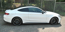 Laden Sie das Bild in den Galerie-Viewer, Maxton Design Seitenschweller Ansatz passend für Mercedes C-Klasse C205 63 AMG Coupe schwarz Hochglanz