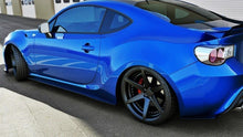 Laden Sie das Bild in den Galerie-Viewer, Maxton Design Seitenschweller Ansatz passend für TOYOTA GT86 schwarz Hochglanz