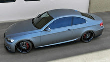 Laden Sie das Bild in den Galerie-Viewer, Maxton Design Seitenschweller Ansatz passend für BMW 3er E92 M Paket schwarz Hochglanz