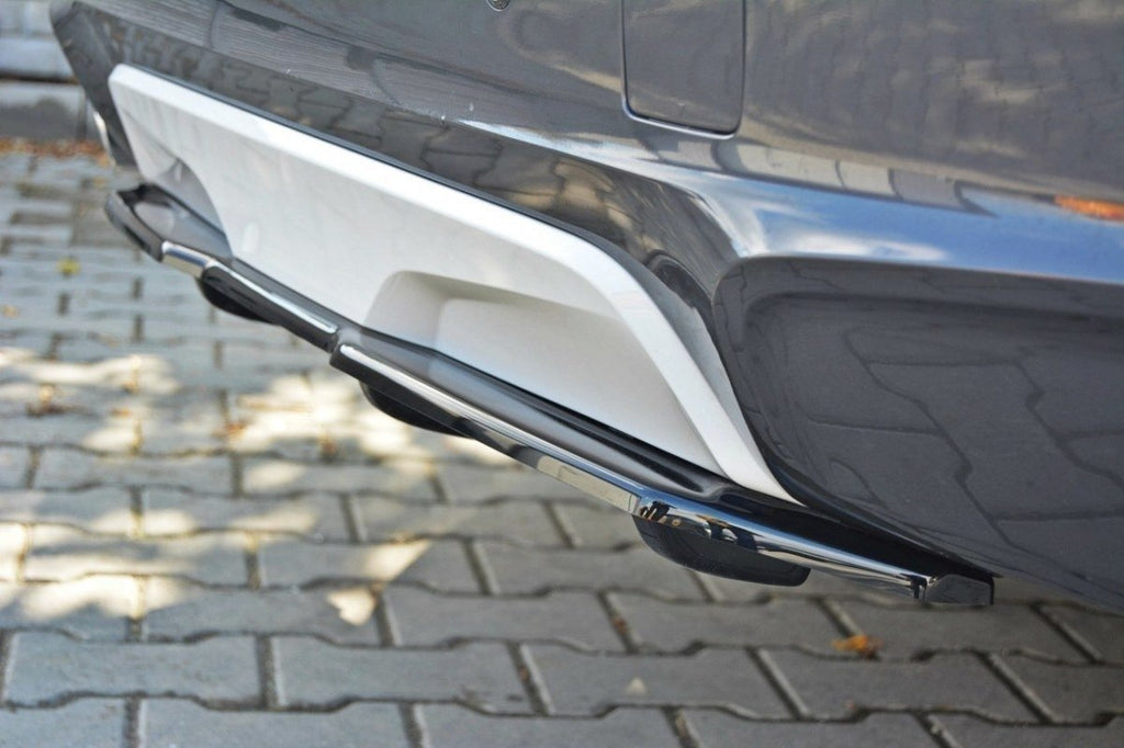 Maxton Design Mittlerer Diffusor Heck Ansatz für BMW X4 M Paket DTM LOOK schwarz Hochglanz