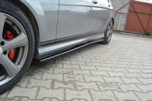 Laden Sie das Bild in den Galerie-Viewer, Maxton Design Seitenschweller Ansatz passend für Mercedes C W204 AMG-Line (vor Facelift) schwarz Hochglanz