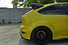 Laden Sie das Bild in den Galerie-Viewer, Maxton Design Spoiler CAP passend für Ford Focus RS Mk2 schwarz Hochglanz