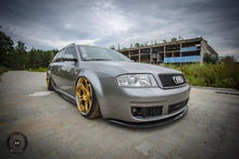 Laden Sie das Bild in den Galerie-Viewer, Maxton Design Seitenschweller Ansatz passend für Audi RS6 C5 schwarz Hochglanz