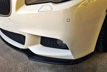 Laden Sie das Bild in den Galerie-Viewer, Maxton Design Front Ansatz passend für V.1 BMW 5er F10/F11 M Paket schwarz Hochglanz