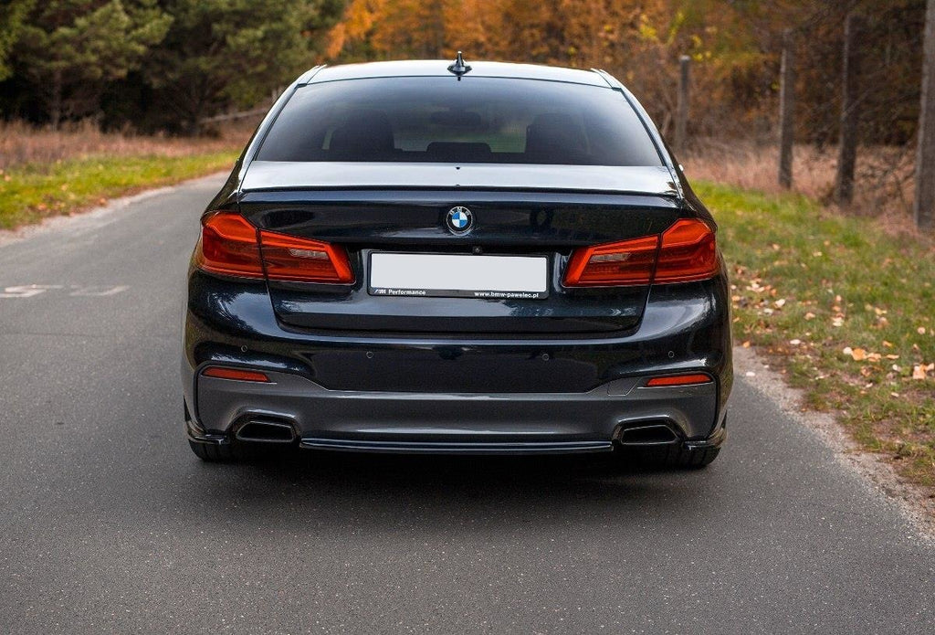Maxton Design Mittlerer Diffusor Heck Ansatz passend für BMW 5er G30/ G31 M-Paket schwarz Hochglanz