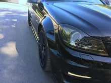 Laden Sie das Bild in den Galerie-Viewer, Maxton Design Seitenschweller Ansatz passend für Mercedes AMG C63 W204 FACELIFT schwarz Hochglanz