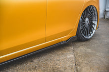 Laden Sie das Bild in den Galerie-Viewer, Maxton Design Seitenschweller Ansatz passend für V.2 VW Golf 8 schwarz Hochglanz