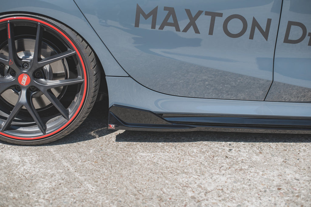 Maxton Design Seitenschweller Ansatz passend für V.3 BMW 1er F40 M-Paket/ M135i  schwarz Hochglanz