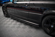 Laden Sie das Bild in den Galerie-Viewer, Maxton Design Seitenschweller Ansatz für V.2 für BMW 3er Coupe M-Paket E46 schwarz Hochglanz