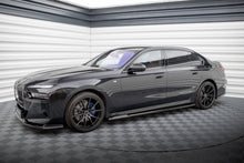 Laden Sie das Bild in den Galerie-Viewer, Maxton Design Seitenschweller Ansatz für BMW 7 M-Paket / M760e G70 schwarz Hochglanz