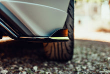 Laden Sie das Bild in den Galerie-Viewer, Maxton Design Heck Ansatz Flaps Diffusor passend für Diffusor passend für Ford Fiesta 7 ST FL