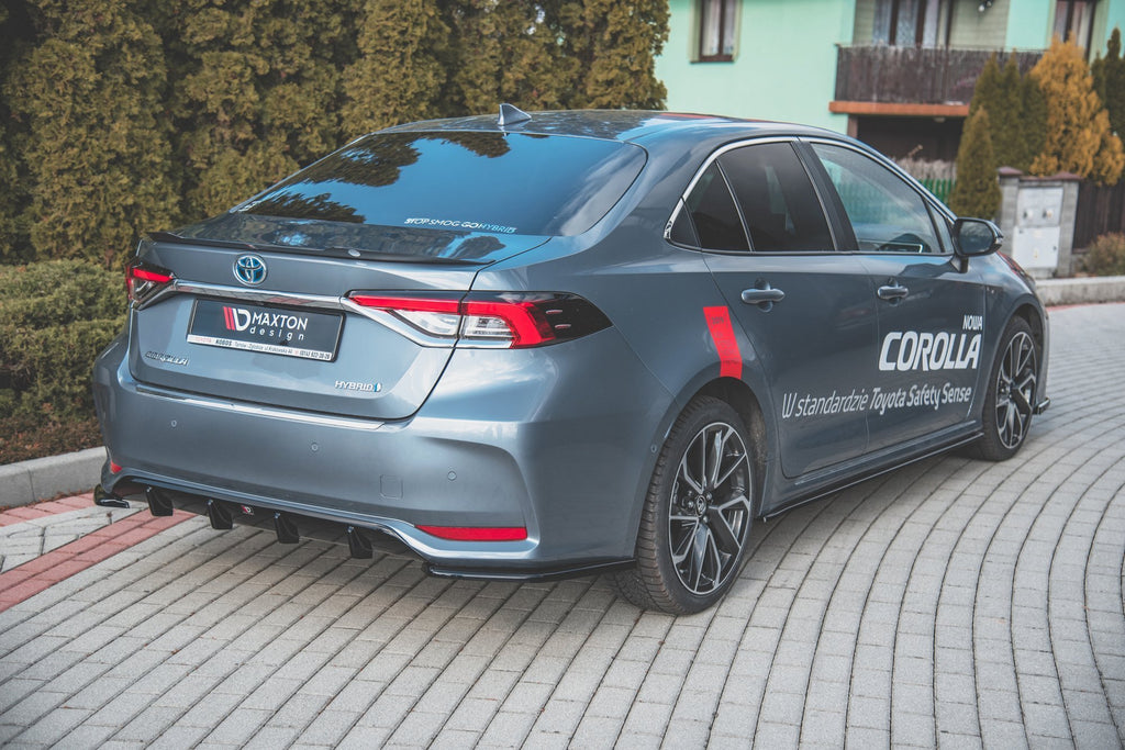 Maxton Design Seitenschweller Ansatz passend für Toyota Corolla XII Limousine schwarz Hochglanz