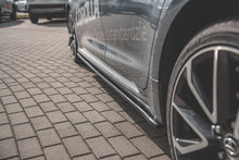 Laden Sie das Bild in den Galerie-Viewer, Maxton Design Seitenschweller Ansatz passend für Toyota Corolla XII Limousine schwarz Hochglanz