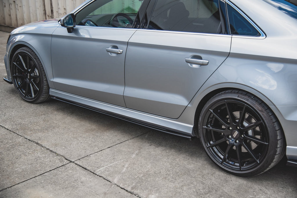 Maxton Design Seitenschweller Ansatz passend für V.2 Audi S3 / A3 S-Line Limousine 8V Facelift schwarz Hochglanz