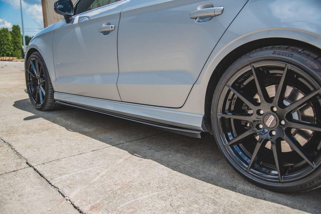 Maxton Design Seitenschweller Ansatz passend für V.2 Audi S3 / A3 S-Line Limousine 8V Facelift schwarz Hochglanz