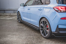 Laden Sie das Bild in den Galerie-Viewer, Maxton Design Seitenschweller Ansatz passend für V.5 Hyundai I30 N Mk3 Hatchback/ Fastback schwarz Hochglanz
