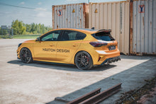 Laden Sie das Bild in den Galerie-Viewer, Maxton Design Spoiler CAP passend für V2 Ford Focus ST Mk4 schwarz Hochglanz