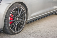 Laden Sie das Bild in den Galerie-Viewer, Maxton Design Seitenschweller Ansatz passend für V.2 VW Golf 7 GTI (verengen) schwarz Hochglanz