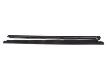 Laden Sie das Bild in den Galerie-Viewer, Maxton Design Seitenschweller Ansatz passend für passend für VW GOLF 7 FL STANDARD schwarz Hochglanz schwarz Hochglanz
