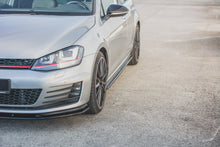 Laden Sie das Bild in den Galerie-Viewer, Maxton Design Seitenschweller Ansatz passend für V.2 VW Golf 7 GTI (verengen) schwarz Hochglanz