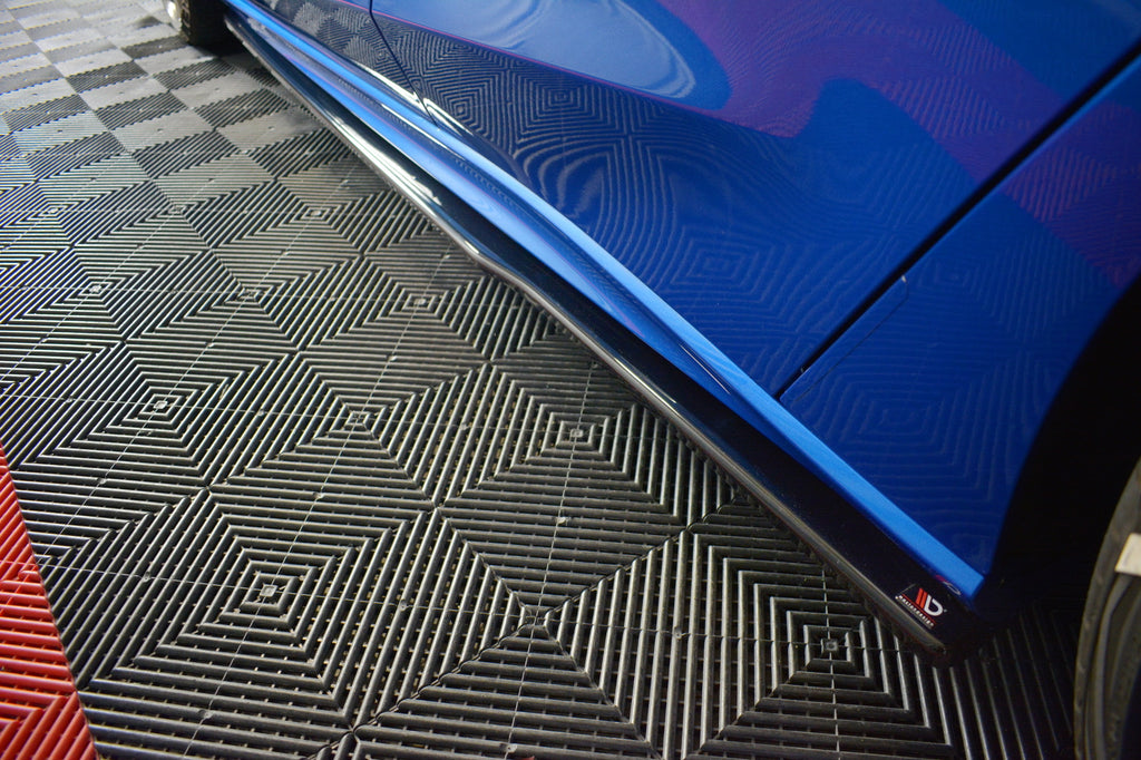 Maxton Design Seitenschweller Ansatz passend für V.3 Ford Focus ST / ST-Line Mk4 schwarz Hochglanz
