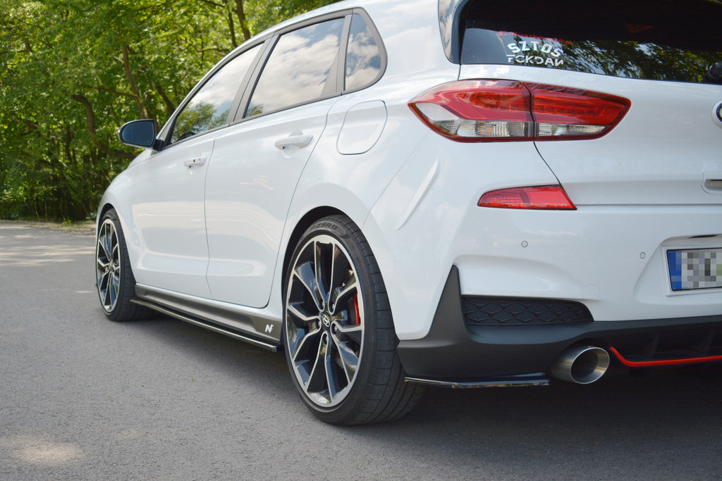 Maxton Design Seitenschweller Ansatz passend für V.1 Hyundai I30 N Mk3 Hatchback / Fastback schwarz Hochglanz