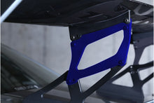 Laden Sie das Bild in den Galerie-Viewer, 3DDesign Carbon Heckflügel für BMW F87 M2 - Alu Legs Extension