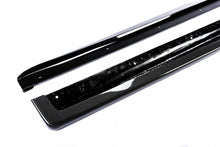 Laden Sie das Bild in den Galerie-Viewer, 3DDesign Carbon Seitenschweller für BMW 5er G30