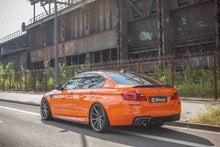 Laden Sie das Bild in den Galerie-Viewer, 3DDesign Carbon Seitenschweller für BMW 5er F10 mit M-Paket M5