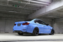 Laden Sie das Bild in den Galerie-Viewer, 3DDesign Carbon Seitenschweller für BMW 3er F80 M3