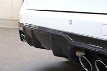 Laden Sie das Bild in den Galerie-Viewer, 3DDesign Carbon Diffusor für BMW F85 X5M