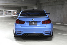 Laden Sie das Bild in den Galerie-Viewer, 3DDesign Carbon Heckflügel für BMW F80 M3