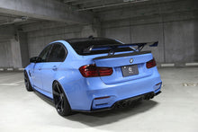 Laden Sie das Bild in den Galerie-Viewer, 3DDesign Carbon Heckflügel für BMW F80 M3