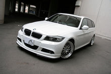 Laden Sie das Bild in den Galerie-Viewer, 3DDesign Carbon Frontsplitter für BMW 3er E90 E91 mit M-Paket