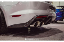 Laden Sie das Bild in den Galerie-Viewer, Anderson Composites Carbon Diffusor für Ford Shelby Gt500 2020 Style GT500
