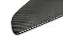 Laden Sie das Bild in den Galerie-Viewer, Anderson Composites Carbon Fenster Abdeckung hinten für Ford Mustang 2015-2019 TYPE -F