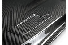 Laden Sie das Bild in den Galerie-Viewer, Anderson Composites Carbon Motorhaube doppelseitig für Ford Mustang 2015-2017 TYPE-GTH
