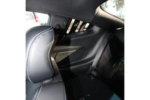 Laden Sie das Bild in den Galerie-Viewer, Anderson Composites Carbon Seitenfenster-Kiemen für Ford Mustang - GT350