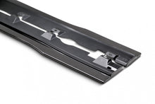 Laden Sie das Bild in den Galerie-Viewer, Anderson Composites Carbon Seitenschweller für Ford Focus RS