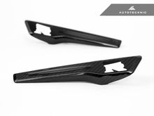 Laden Sie das Bild in den Galerie-Viewer, Autotechnic Dry Carbon Kotflügelblenden für Nissan R35 GT-R 2015+