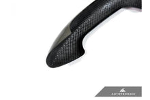 Laden Sie das Bild in den Galerie-Viewer, AutoTecknic Dry Carbon Türgriffverkleidunge für BMW F10 5er inklusive M5 | F06/F12/F13 6er inklusive M6 | F01 7er