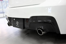 Laden Sie das Bild in den Galerie-Viewer, 3DDesign Carbon Diffusor für BMW 1er F20 mit M-Paket