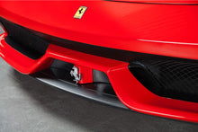 Laden Sie das Bild in den Galerie-Viewer, Capristo Carbon Lufteinlässe für Ferrari 458 Speciale