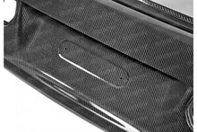 Laden Sie das Bild in den Galerie-Viewer, Seibon Carbon Heckdeckel für BMW 3er F30|F80 Limousine 2012 - 2018 CSL (shaved)-Style
