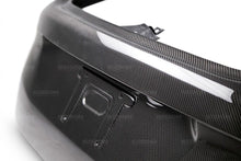 Laden Sie das Bild in den Galerie-Viewer, Seibon Carbon Heckdeckel für FORD Focus 2015-2018 OE-Style