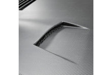 Laden Sie das Bild in den Galerie-Viewer, Seibon Carbon Motorhaube für Nissan Skyline R35 GT-R 2009 - 2015 Trockencarbon GT-Style