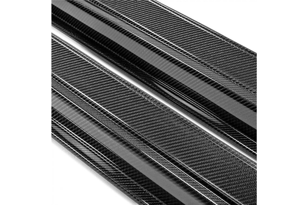 Seibon Carbon Seitenschweller für Nissan Skyline R35 GT-R 2011 - 2013 SS-Style