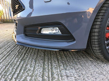 Laden Sie das Bild in den Galerie-Viewer, Maxton Design Front Ansatz passend für Ford Focus ST Mk3 FL (Cupra) schwarz Hochglanz