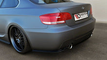 Laden Sie das Bild in den Galerie-Viewer, Maxton Design Mittlerer Diffusor Heck Ansatz passend für BMW 3er E92 M Paket schwarz Hochglanz